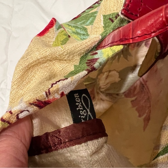 Brighton Tote - Picture 5 of 6